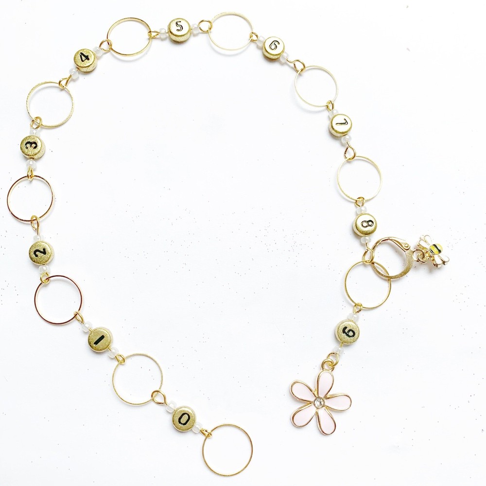 Flower chain row counter for knitting