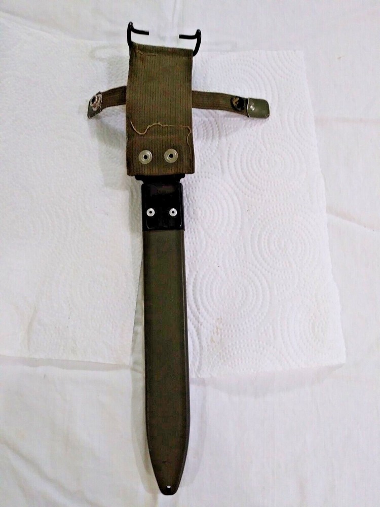 Bayonet, Spanish Bolo Includes Scabbard and Belt Frog