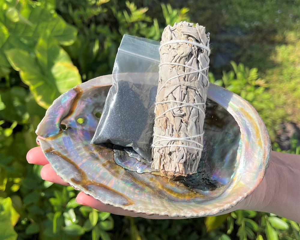 LARGE Abalone Smudge Kit: White Sage, Abalone Shell, Black Salt & Directions