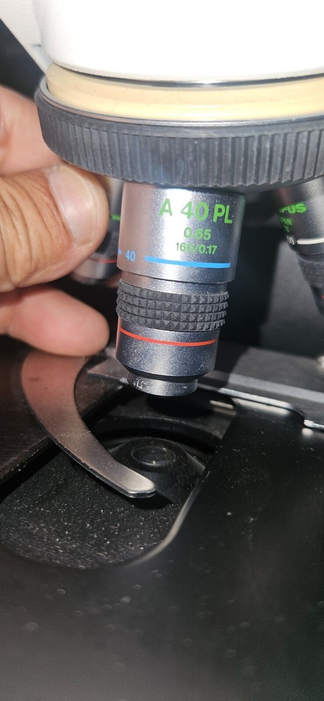 Olympus CH30 Binocular Microscope Made in Japan with 4 objectives Phase contrast