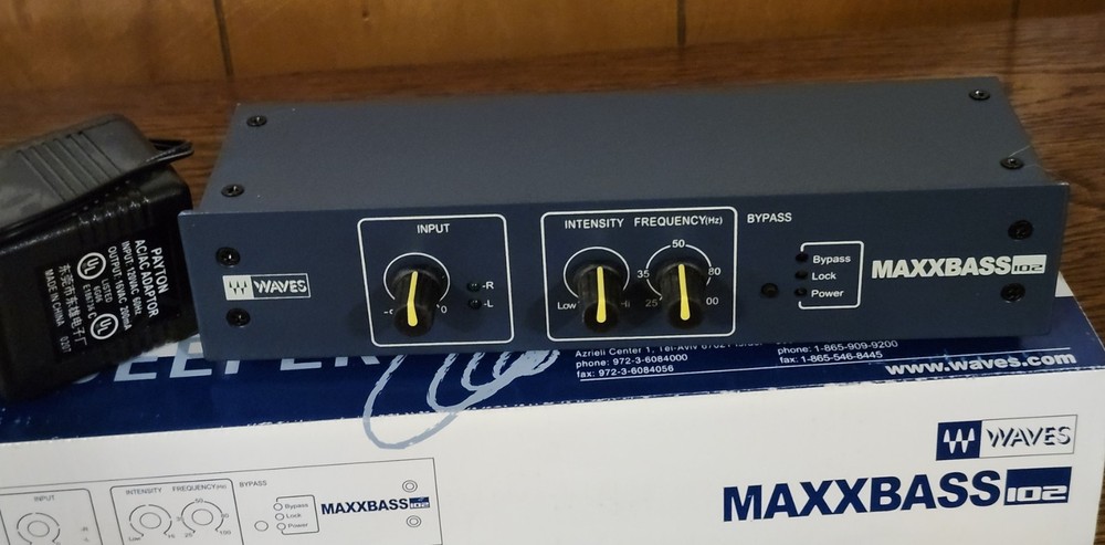 Rare Waves Maxxbass 102 Hardware Low Frequency Stereo Processor Tested EUC W/box