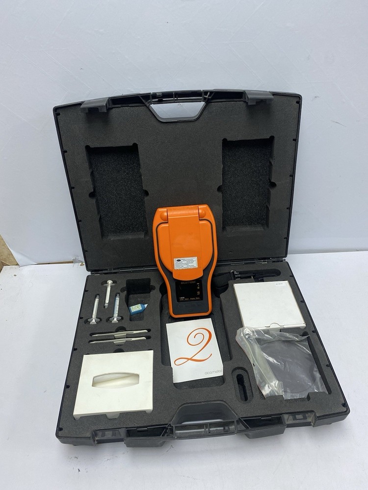 Elcometer E130-SSP /SPC Salt Contamination Meter  Version 2.00 With Case