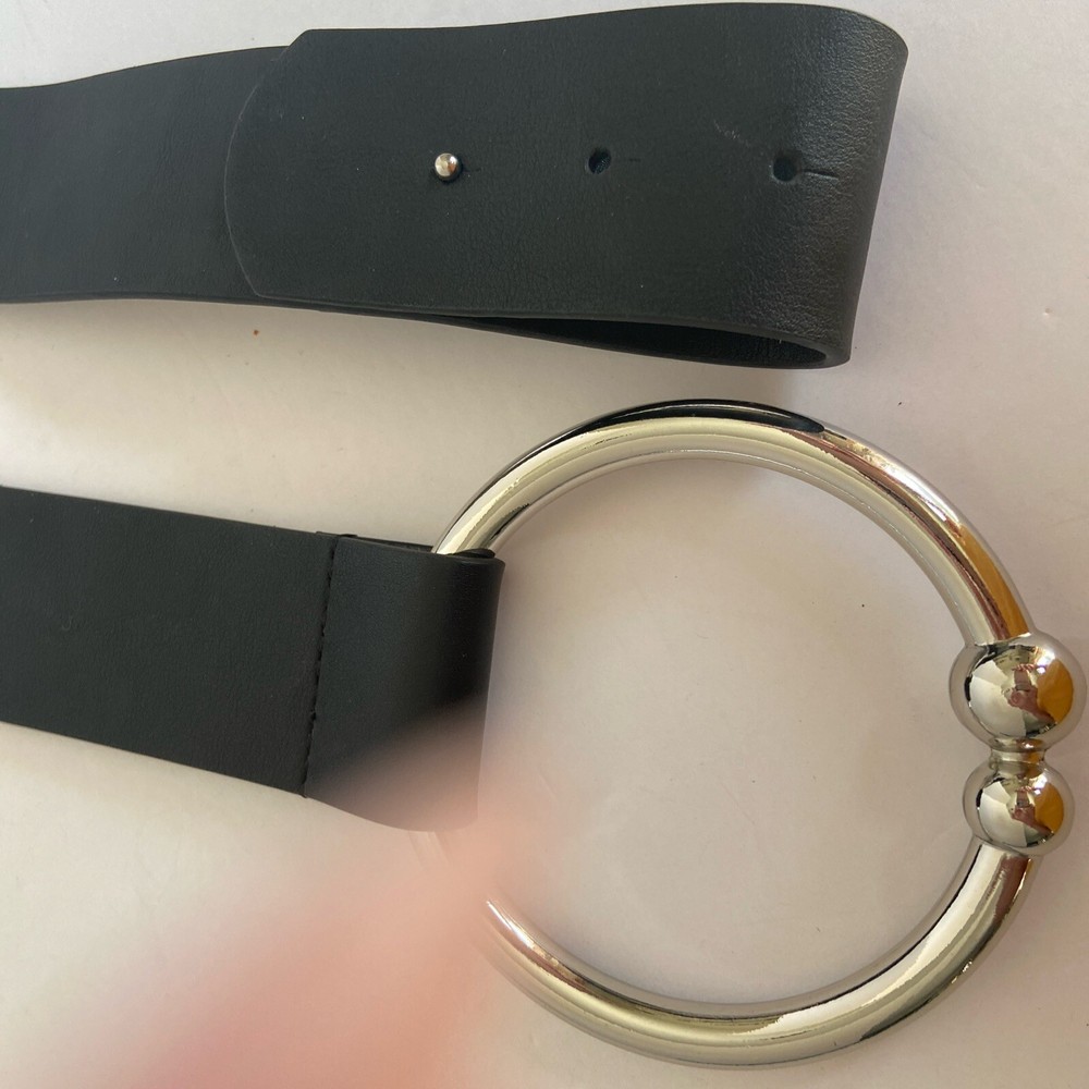 Black Chicos belt, size, medium, silver, buckle hoop