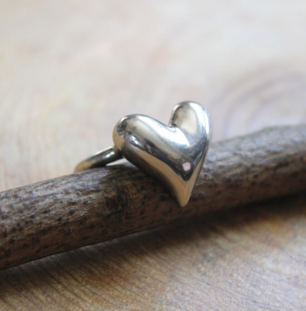 RIM Studio Sterling Silver HEART Ring sz 8
