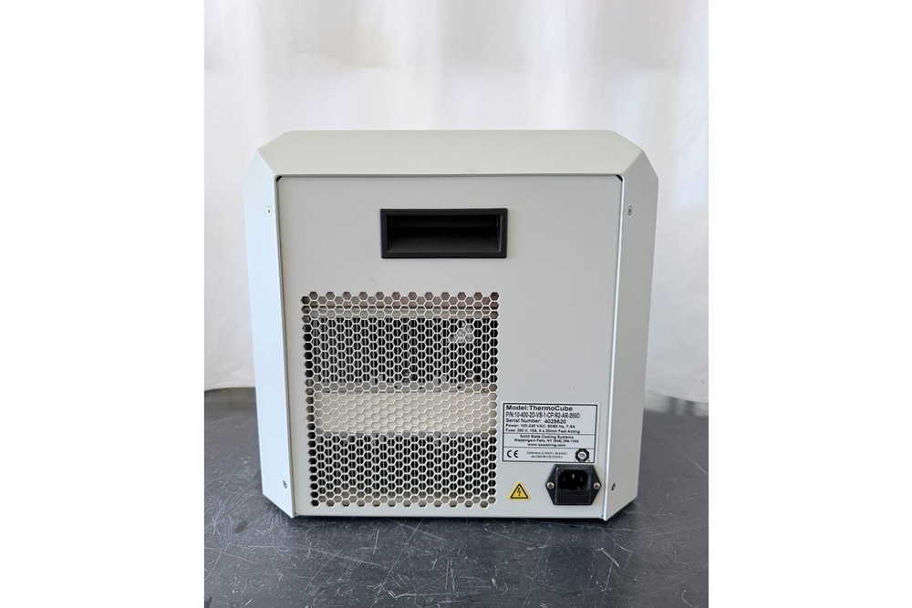 ThermoCube Chiller 400W - Solid State Thermoelectric Recirculating System