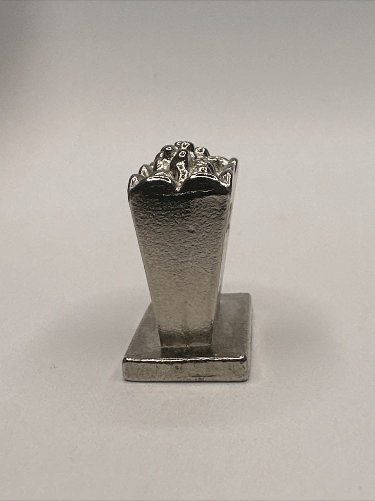 Scene It? Popcorn Box Replacement Game Token 2002