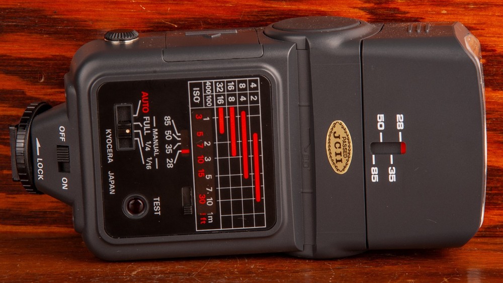 Yashica CS-250 AF Hot Shoe Mounted Camera Flash Tested Working