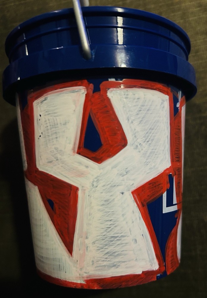 Custom Lowe’s Mini Bucket Art *CRY!*
