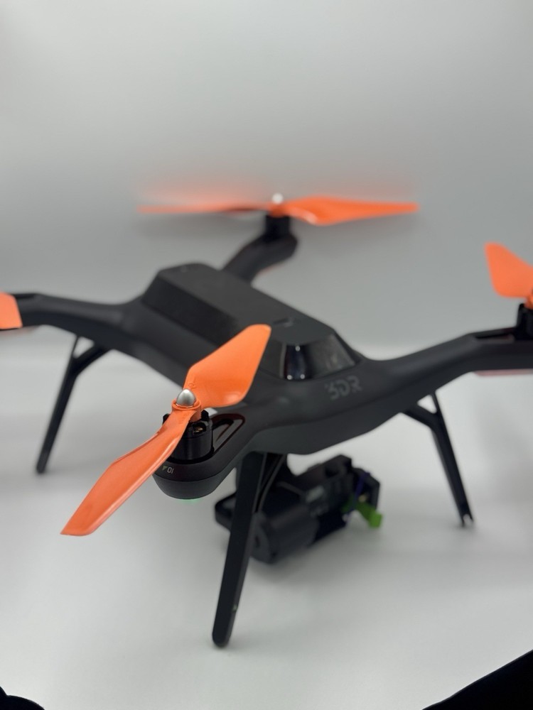 3DR Solo Smart Drone Bundle with Controller , Official 3DR Backpack great cond.