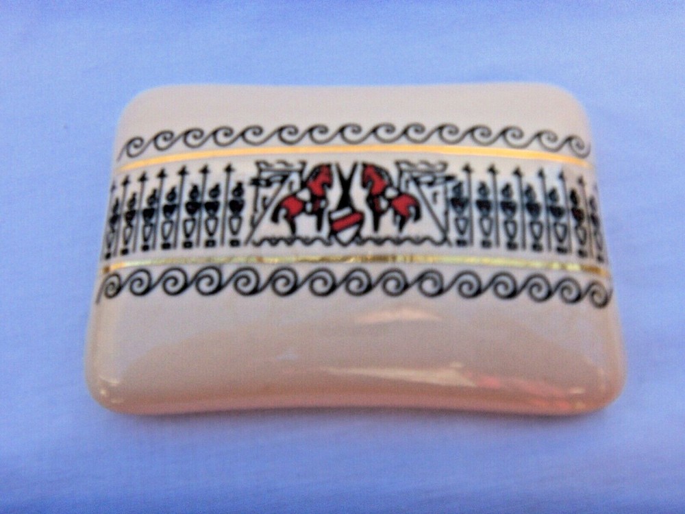 VINTAGE CIGARETTE BOX w/ METAL BASE - CERAMIC LID w/ DESIGN NICE