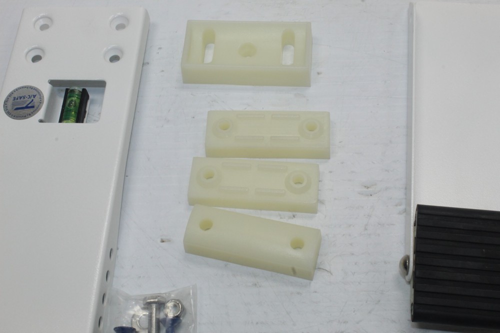 Universal Air Conditioner Support Bracket AC-080