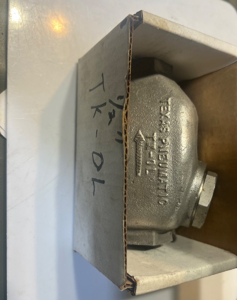 Texas pneumatic 1/2” NPTF tool oiler TK-0L