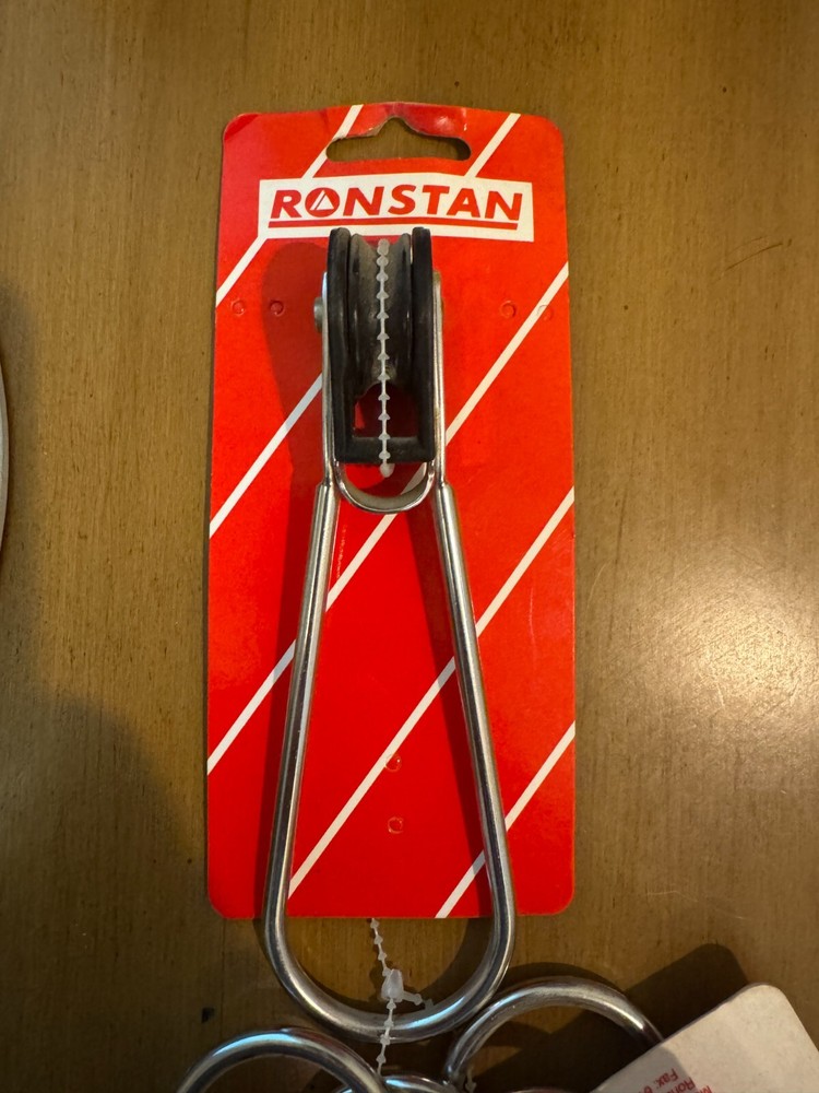 NEW in the USA Ronstan Adjustable Trapeze Ring rf 17