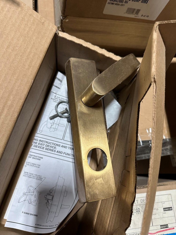 ARROW EXIT DEVICE SL82-LR