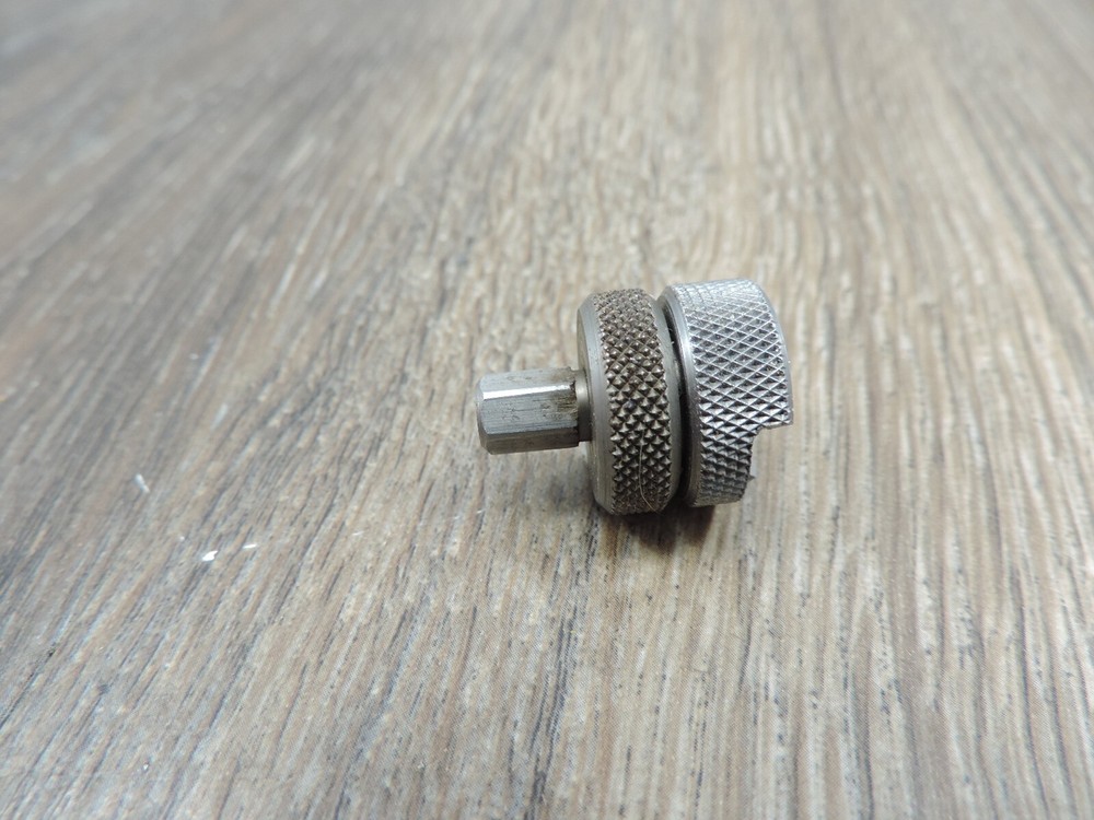 Lee Case Shell Holder & Lock Stud #2