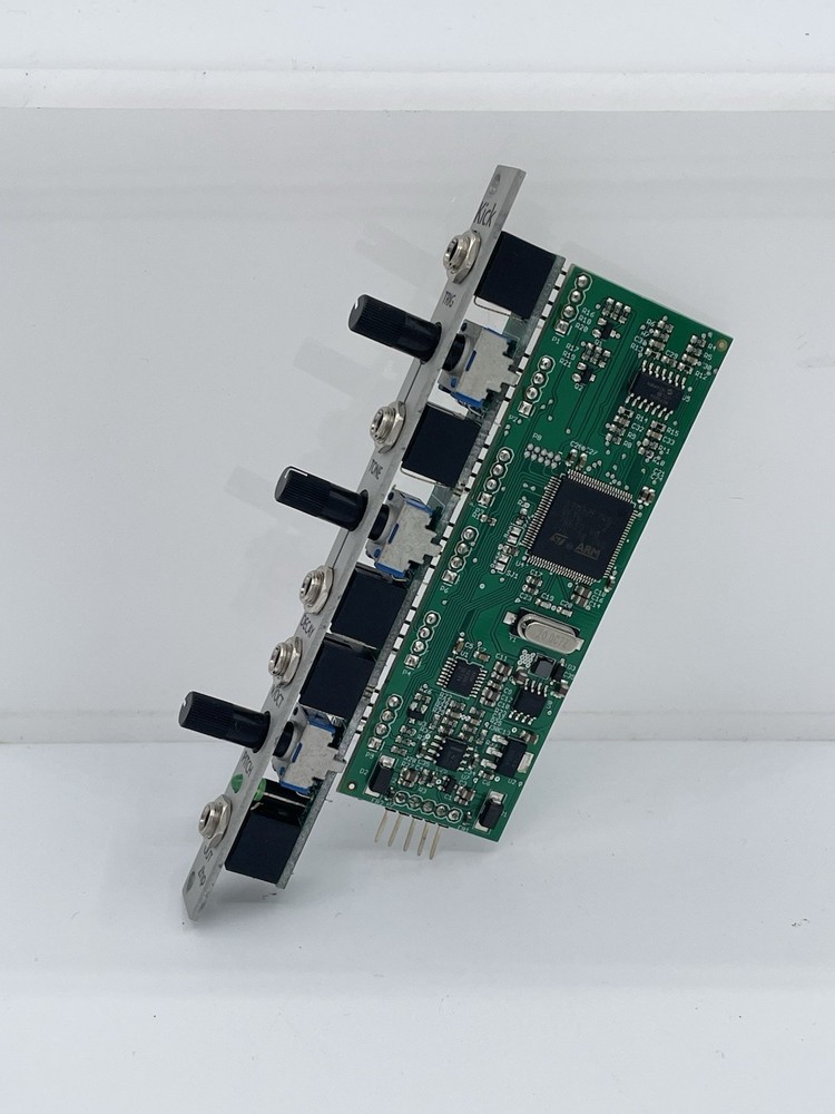 2HP Kick Eurorack Module Drum Synth