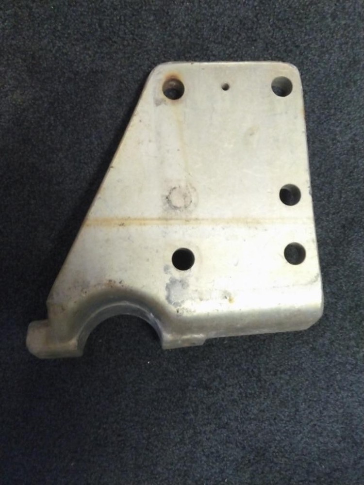 Replaces E4HT6A070AB CUMMINS L10 REAR ENGINE MOUNT , MN