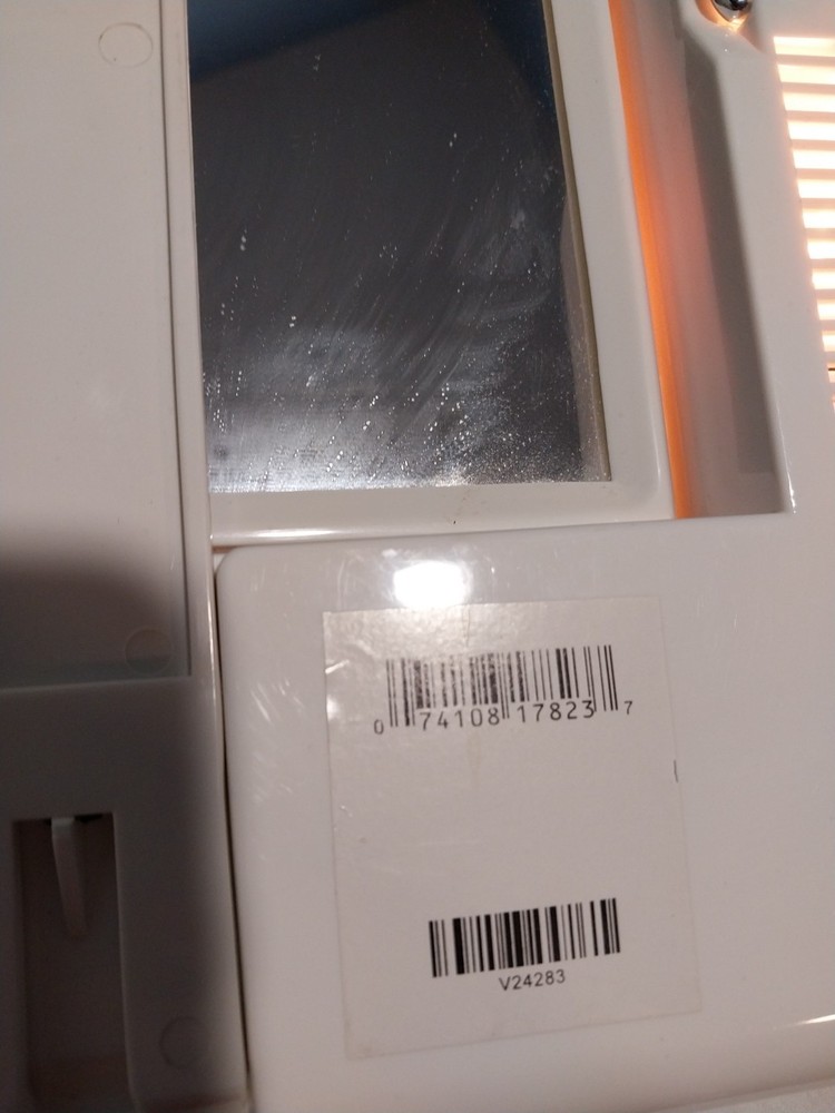 Conair Illumination Series Panel Lighted Make-up Mirror Light Settings