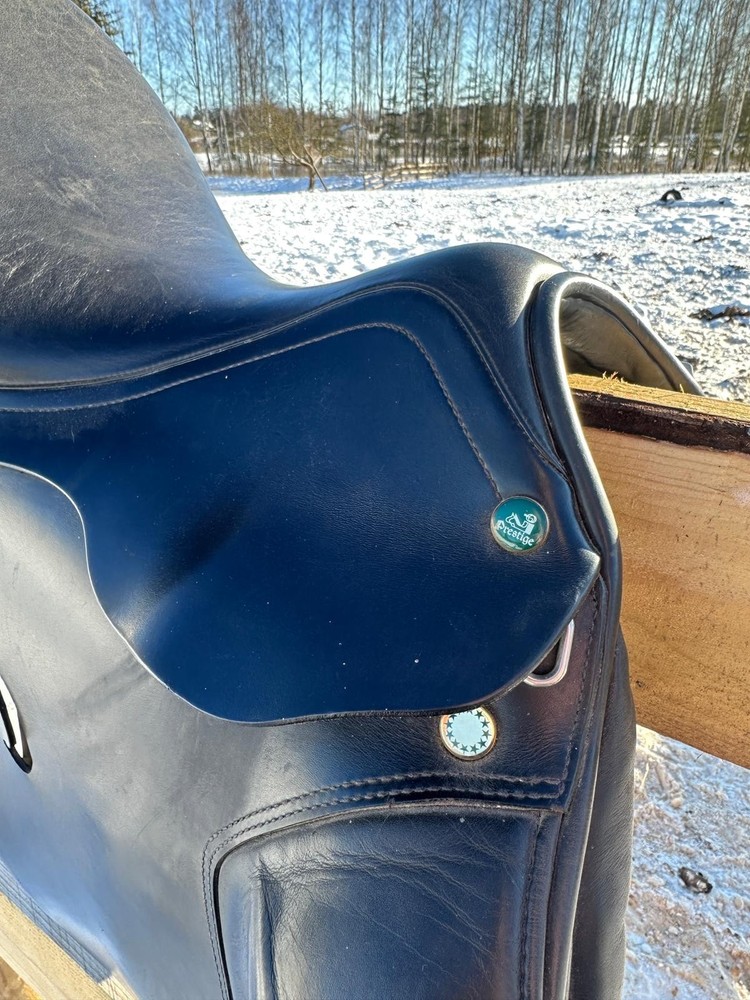 prestige dressage saddle