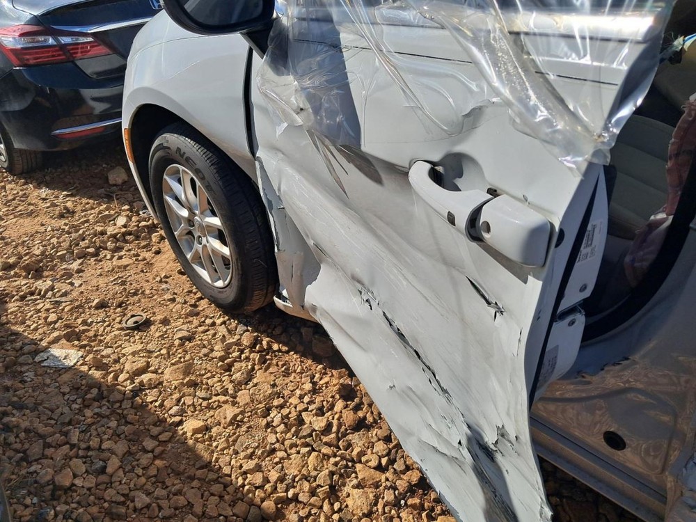 Fuse Box Engine Compartment Fits 17 PACIFICA 4837439