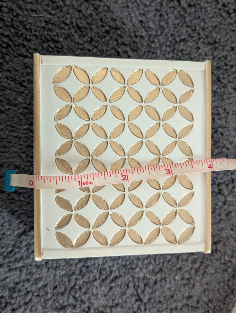 (5) White and gold bathroom accessories