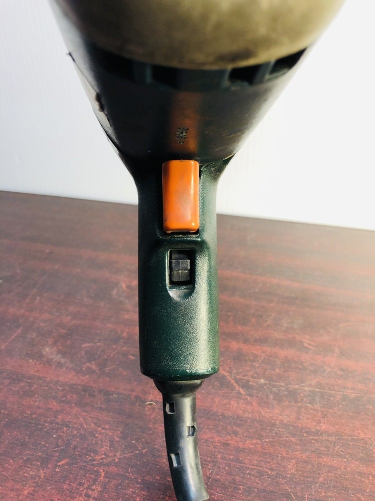 BLACK & DECKER 3/8" Variable Speed Drill Model 7190 Reversible With Chuck