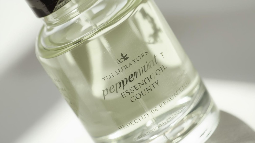PEPPERMINT ESSENTIAL OIL-Grade A