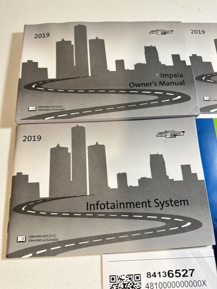 2019 Chevrolet Impala Owner's Manual Set