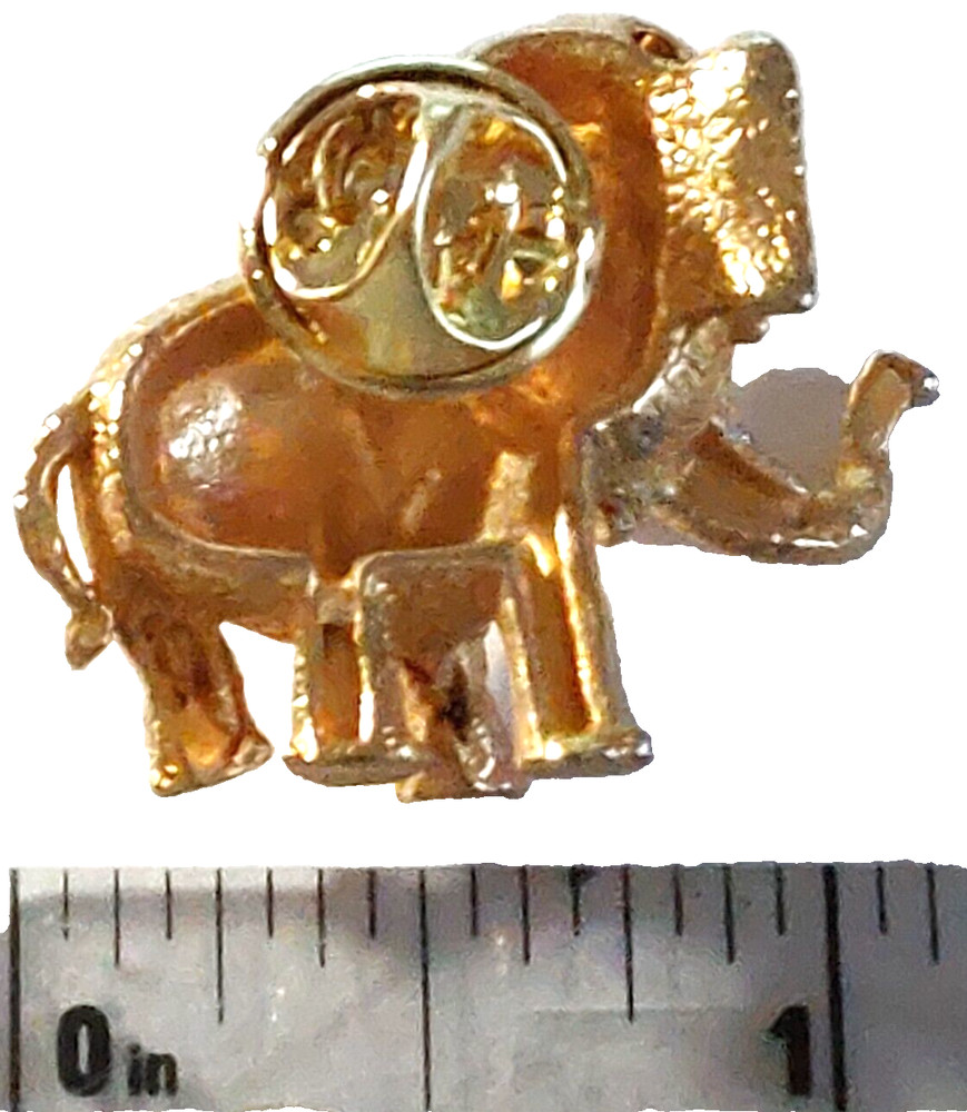 ELEPHANT Gold Toned Lapel Pin