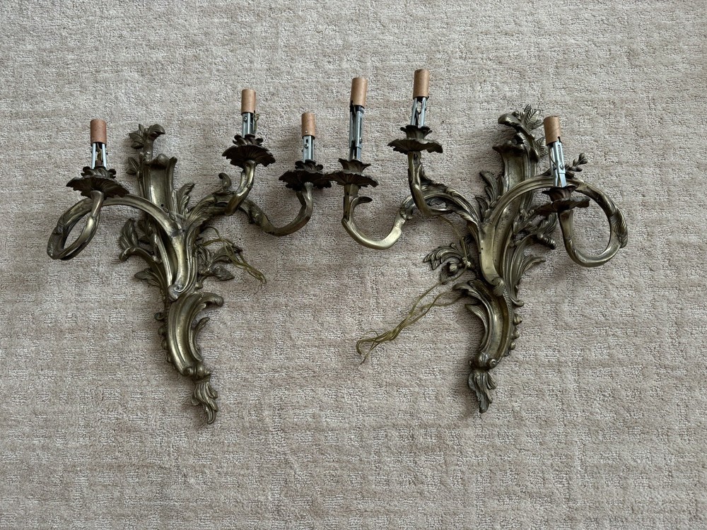 2-Antique Brass Electrified Sconces & 2 Not Electrified.