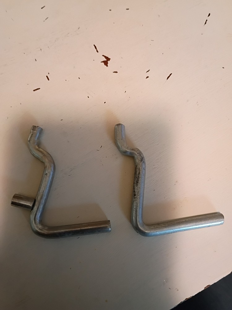 155 HEAVY METAL PEG BOARD HOOKS.