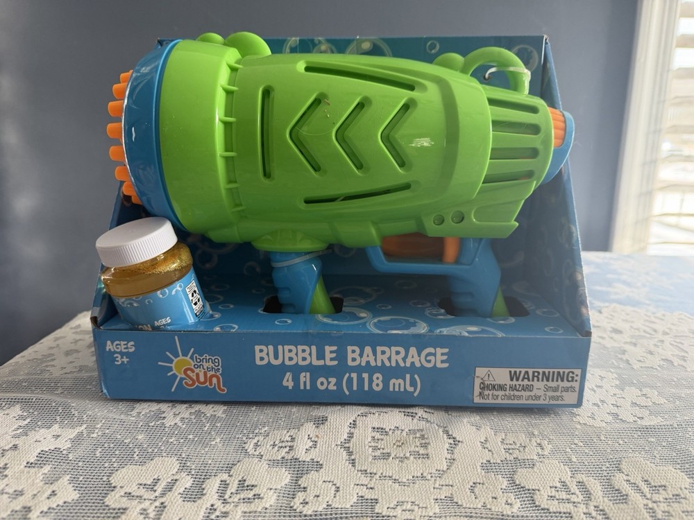 Play Day, Brand New Bubble Barrage, 4oz Solution, Drip Tray, Ages 3+
