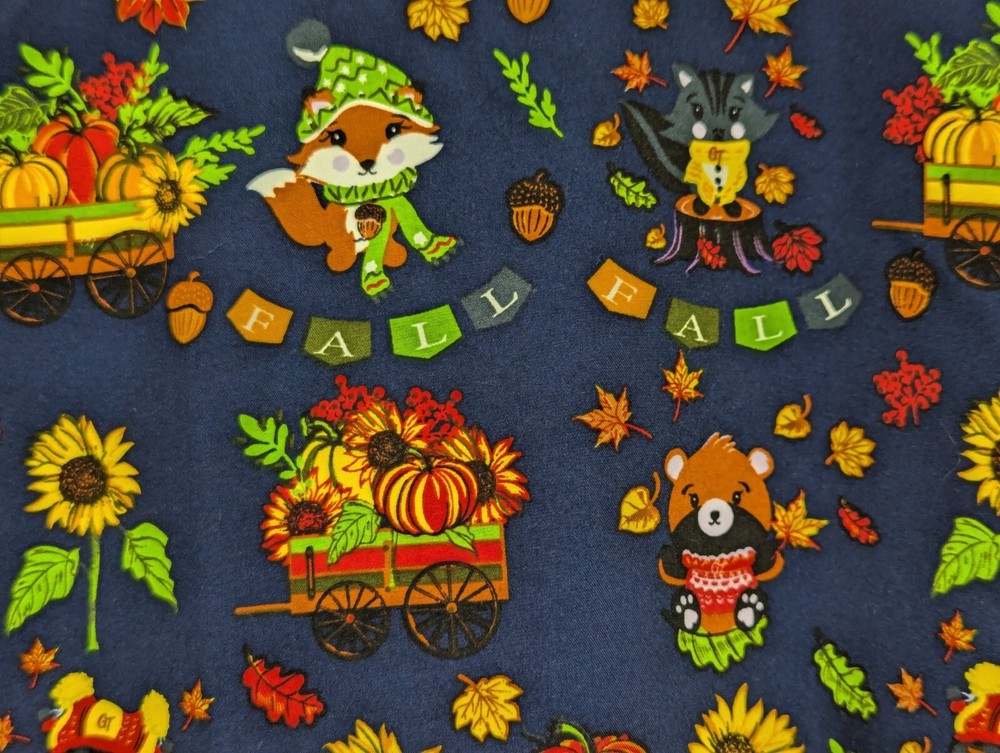 Women's Fall Theme Scrub Top Size Large
