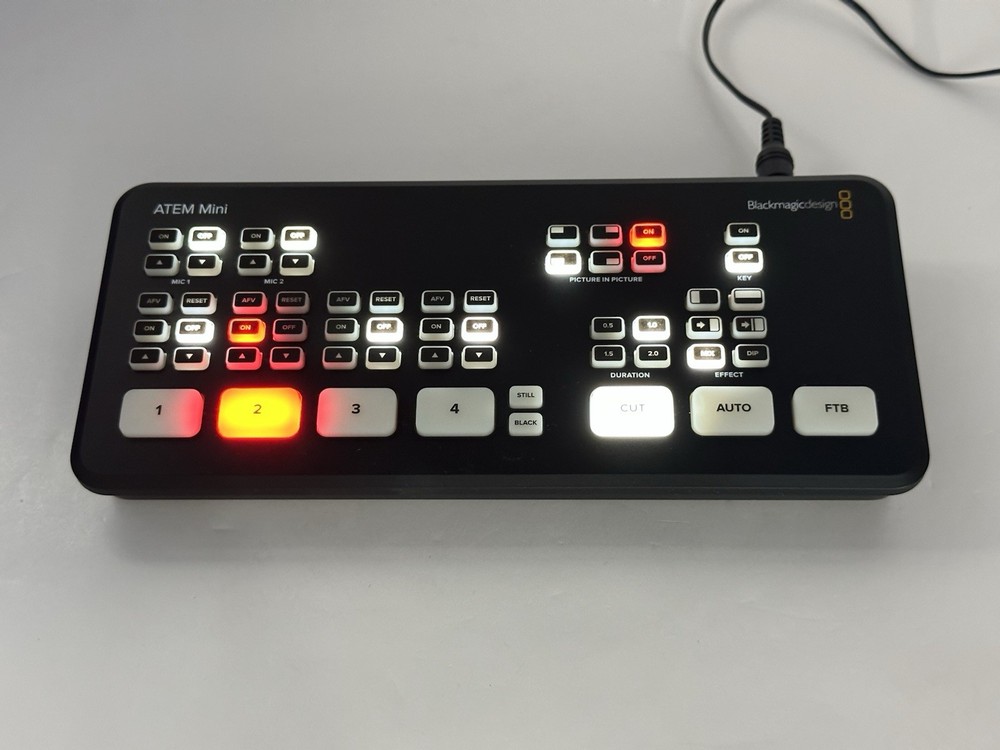 Blackmagic Design  ATEM Mini HDMI Live Stream Switcher
