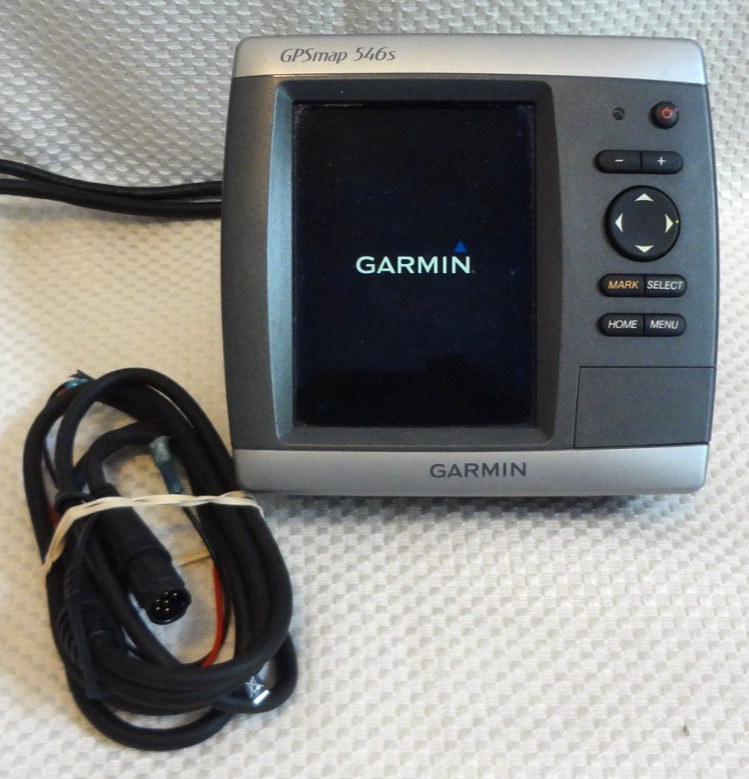 GARMIN GPSMAP 546s GPS CHART PLOTTER SONAR FISHFINDER MFD w/ POWER CABLE