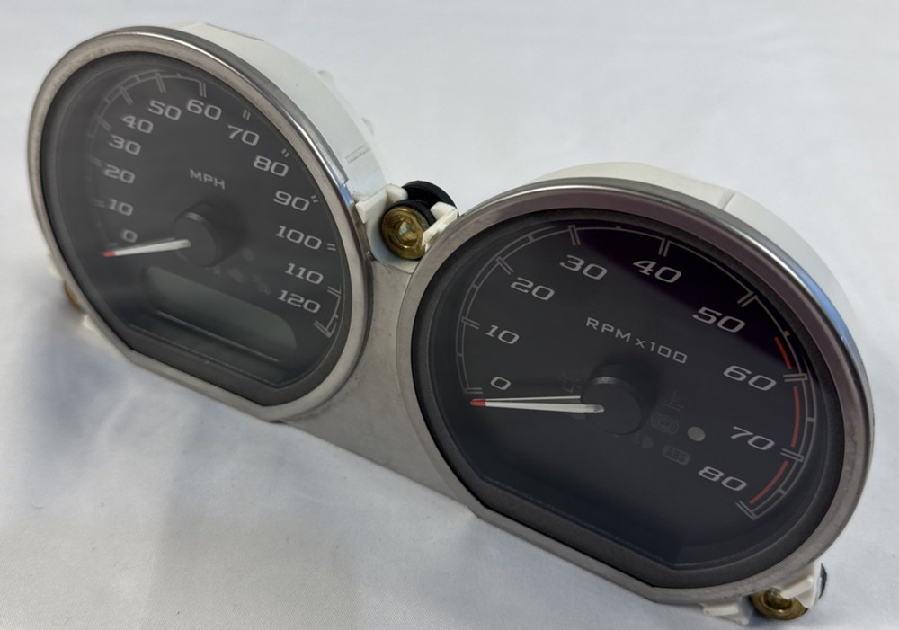 HARLEY DAVIDSON INSTRUMENT CLUSTER SPEEDOMETER TECHOMETER MPH BLACK 70900121A