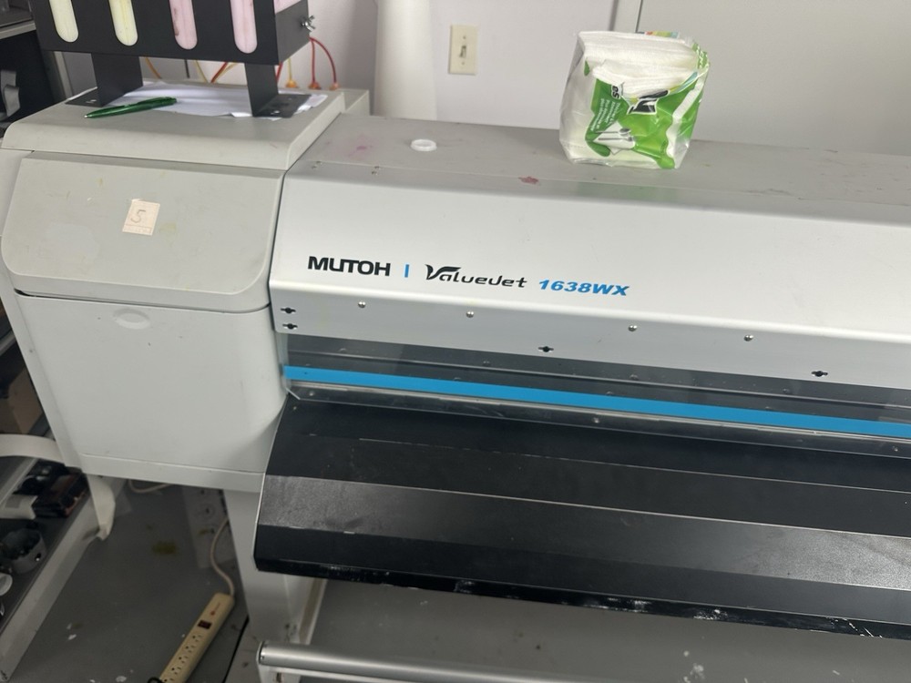 MUTOH Valuejet 1638wx Used Work Great