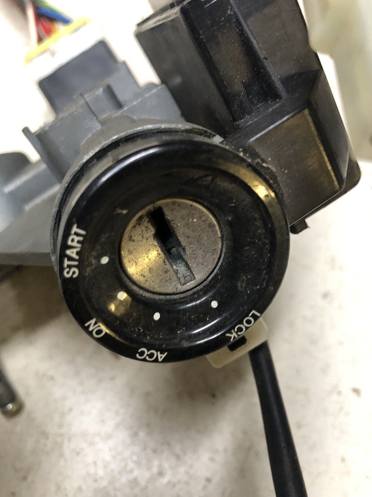 LDV MAXUS STEERING LOCK & KEY 2005 - 2010