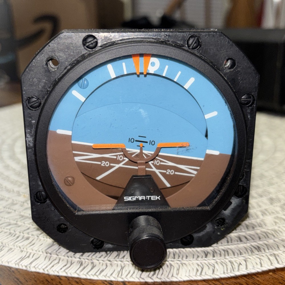 Sigma-Tek, Inc. Attitude Gyro Indicator 5000B-36 Tested good*