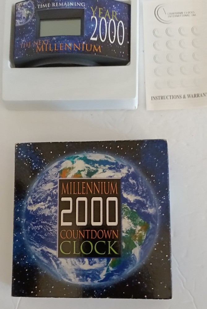 Vintage Year 2000 Countdown Clock with Instructions and Original Box.