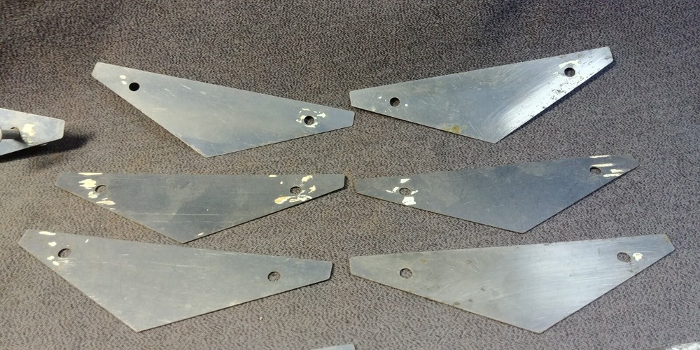 15 1940s Triangle Backplate Cabinet Door Drawer Handle Pull Hardware Lot