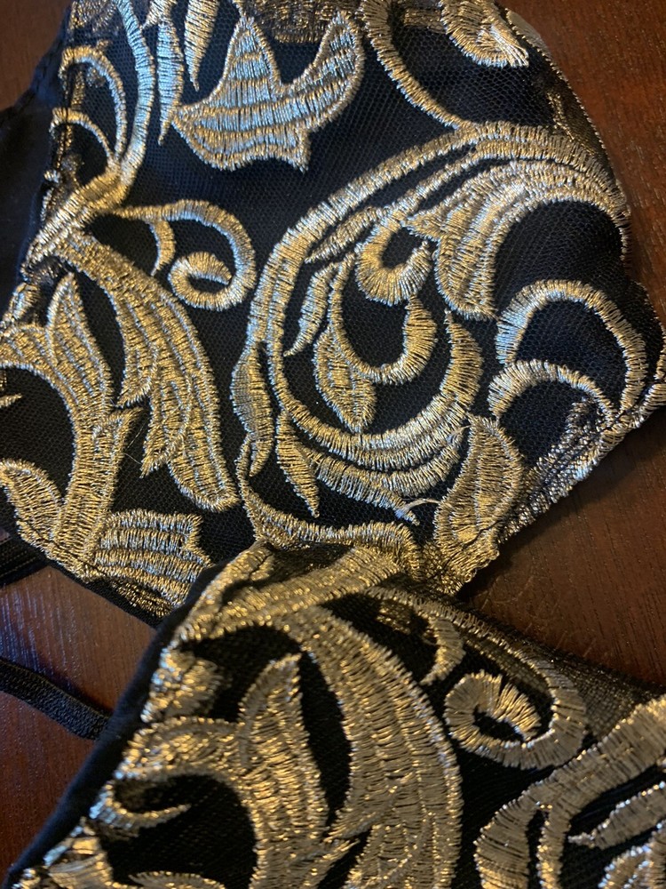 Gold Lace Face Mask