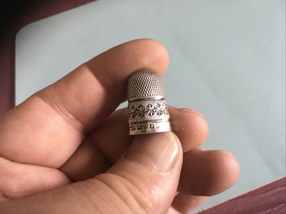 Antique Silver Thimble Dated Chester 1909