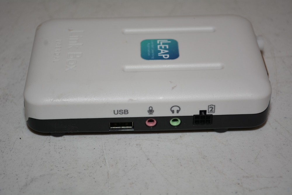 ^ Laerdal Link Box 200-30250 #D988