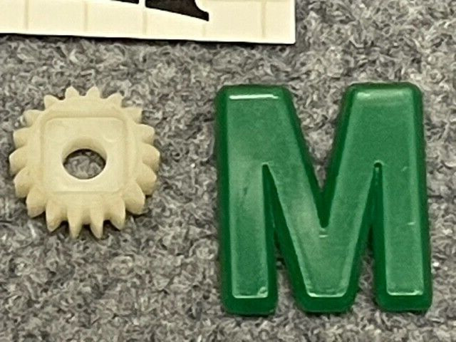 16mm EIKI Projector Part - NYLON GEAR #M