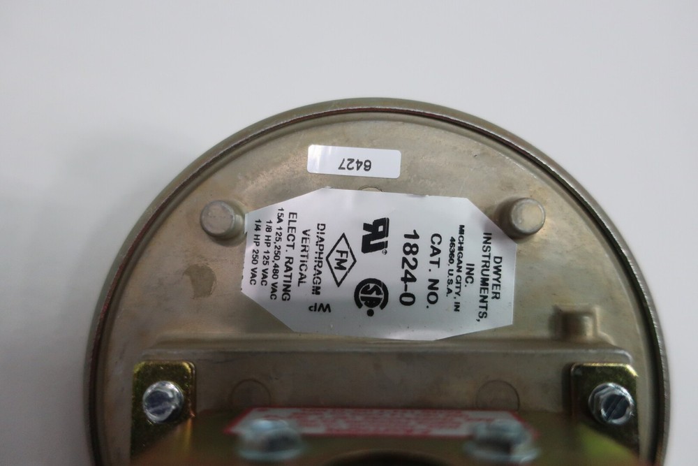 Dwyer 1824-0 Pressure Switch