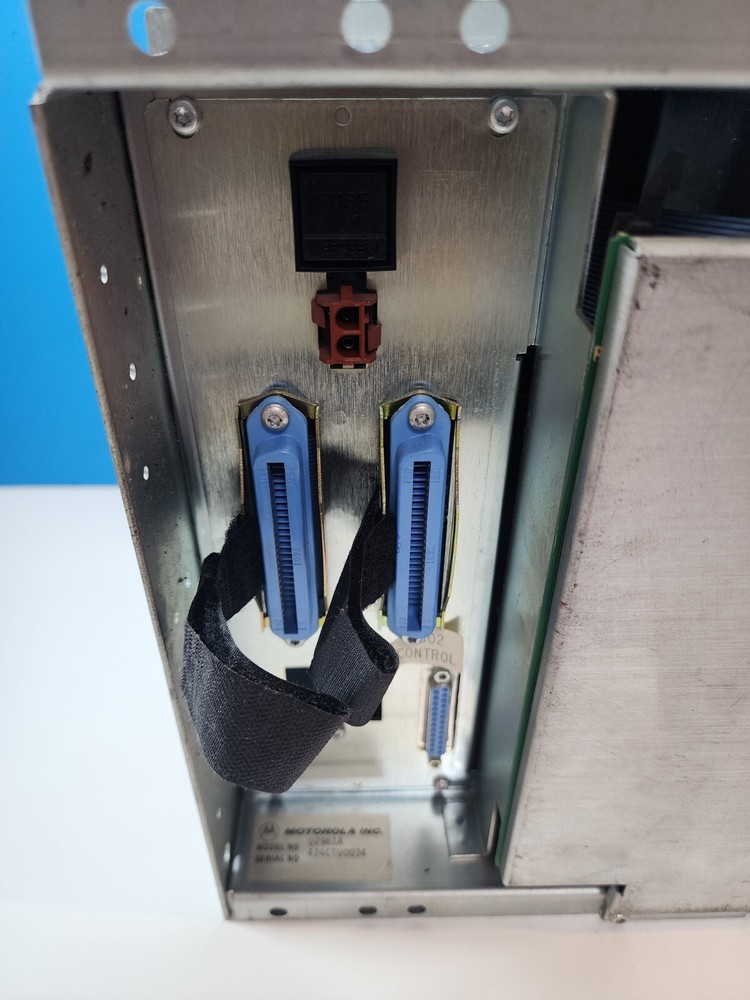 MOTOROLA Q2981A SECURENET DIGITAC COMPARATOR LOADED W/ CARD MODULES