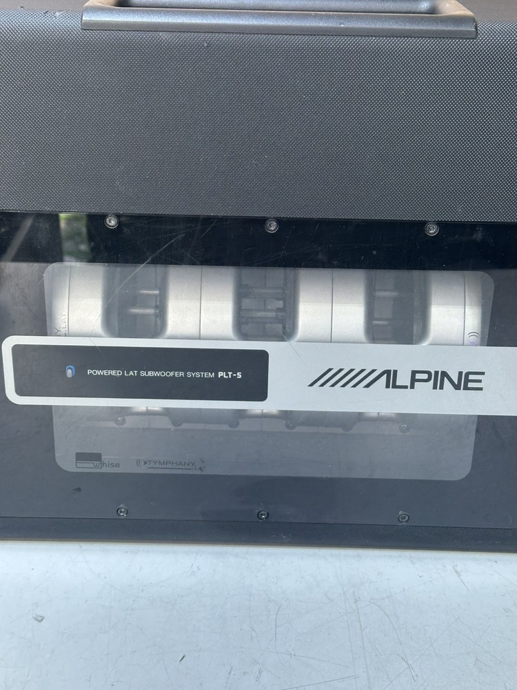 Alpine PLT-5 Powered Subwoofer System (please See Pics)