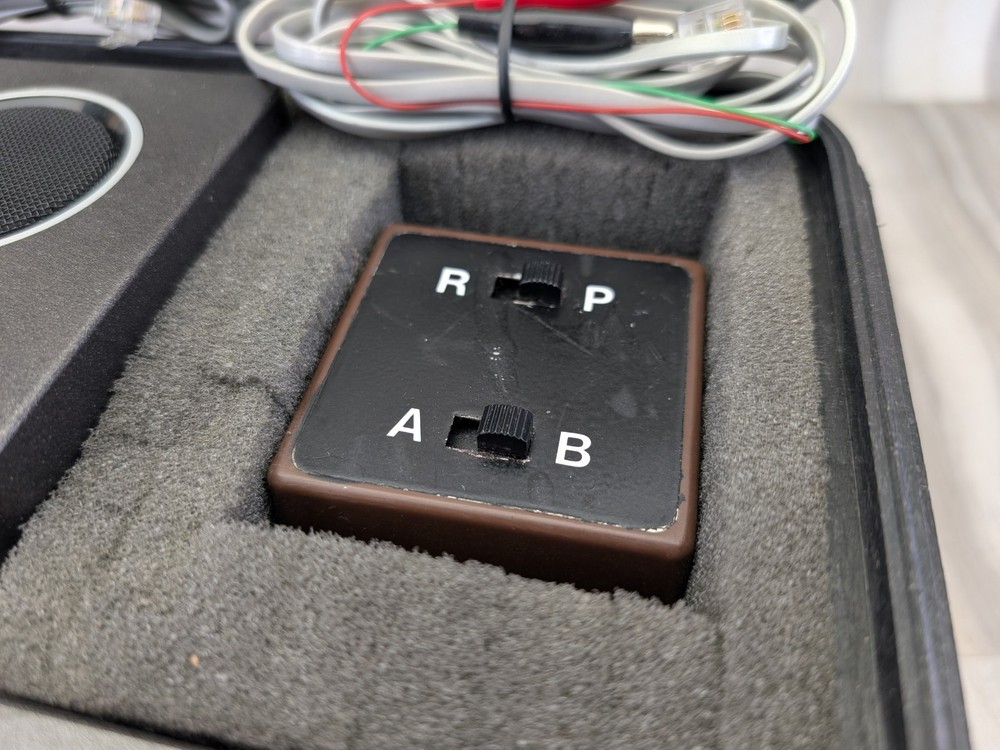 AS IS - UNTESTED Counter Surveillance Electronics Kit Bug Sweep RF Locator Used