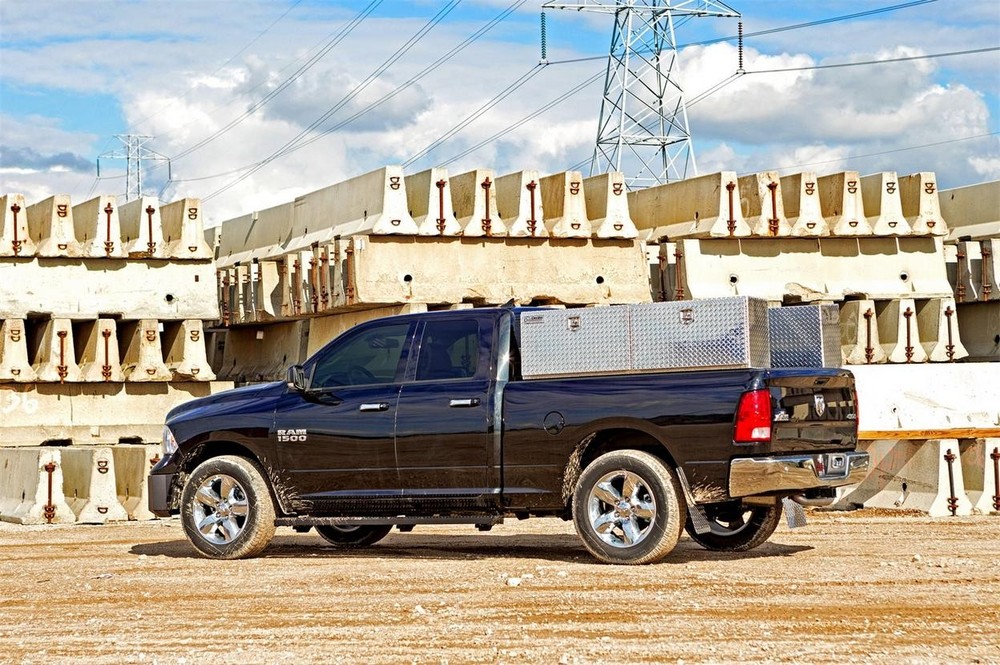 Dee Zee DZ79 Specialty Series Top Sider Tool Box